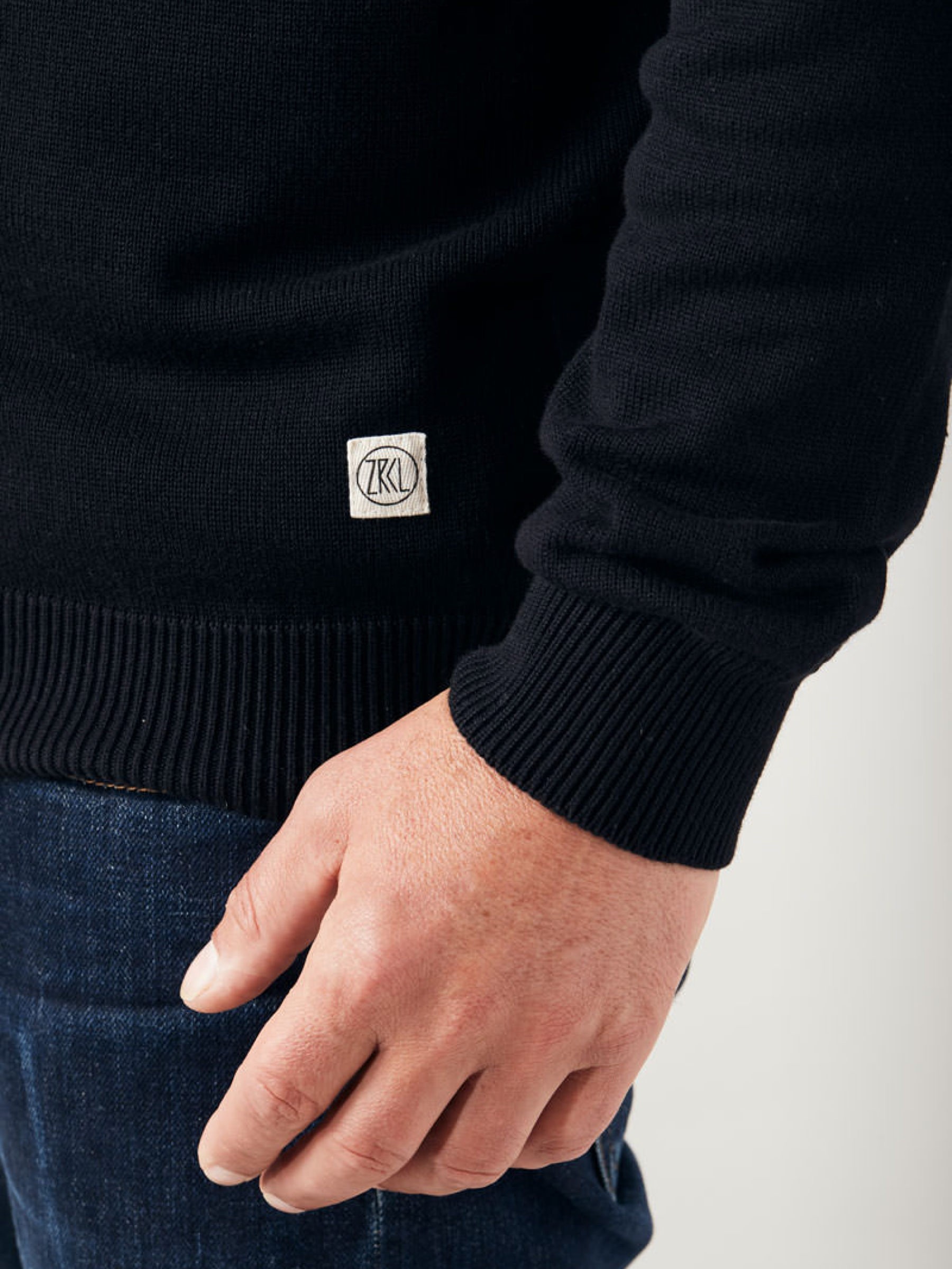 Cardigan Men Bowler Jacket Swiss Edition black ZRCL