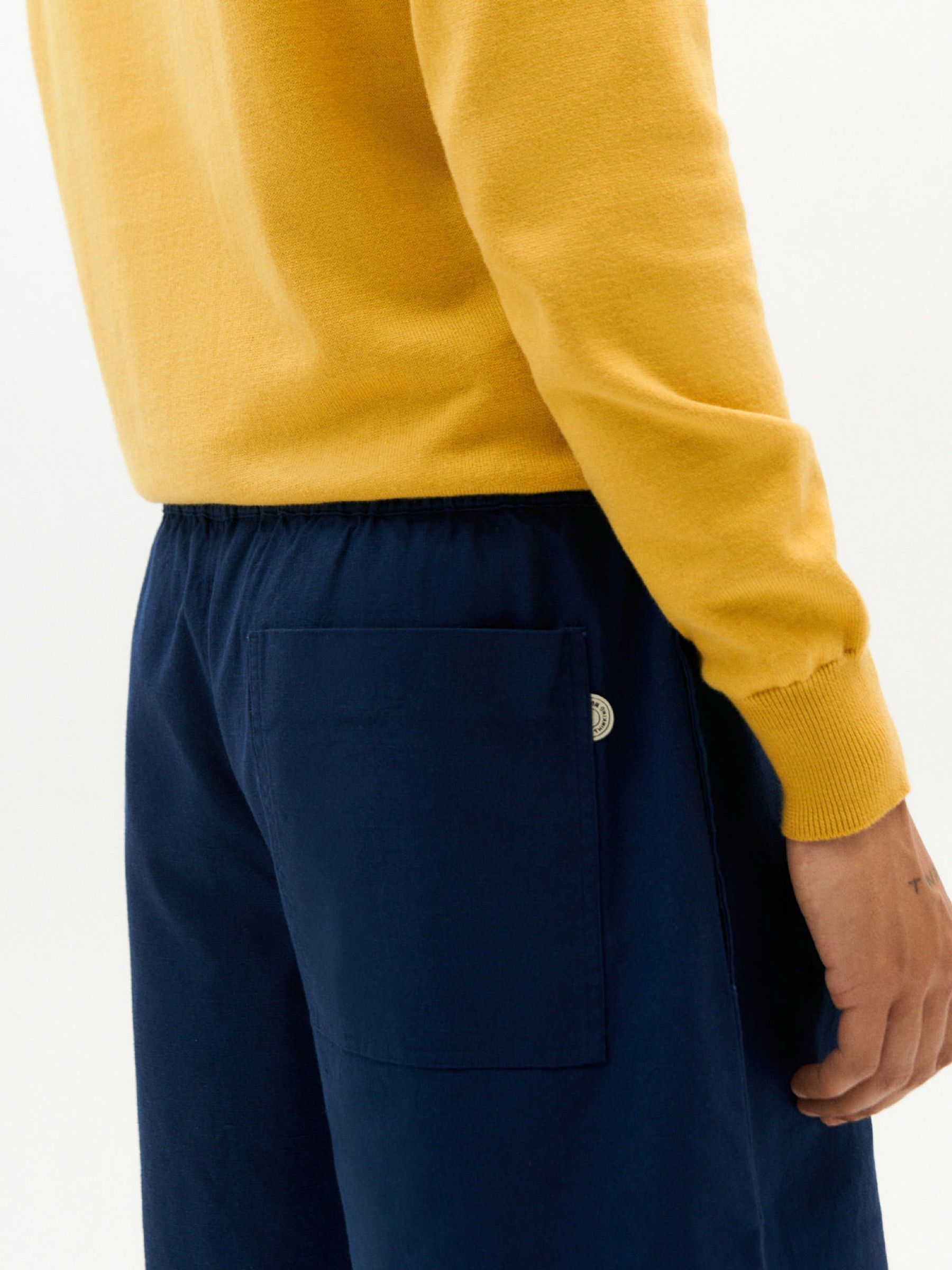 Hose Henry Shorts blue night Thinking Mu
