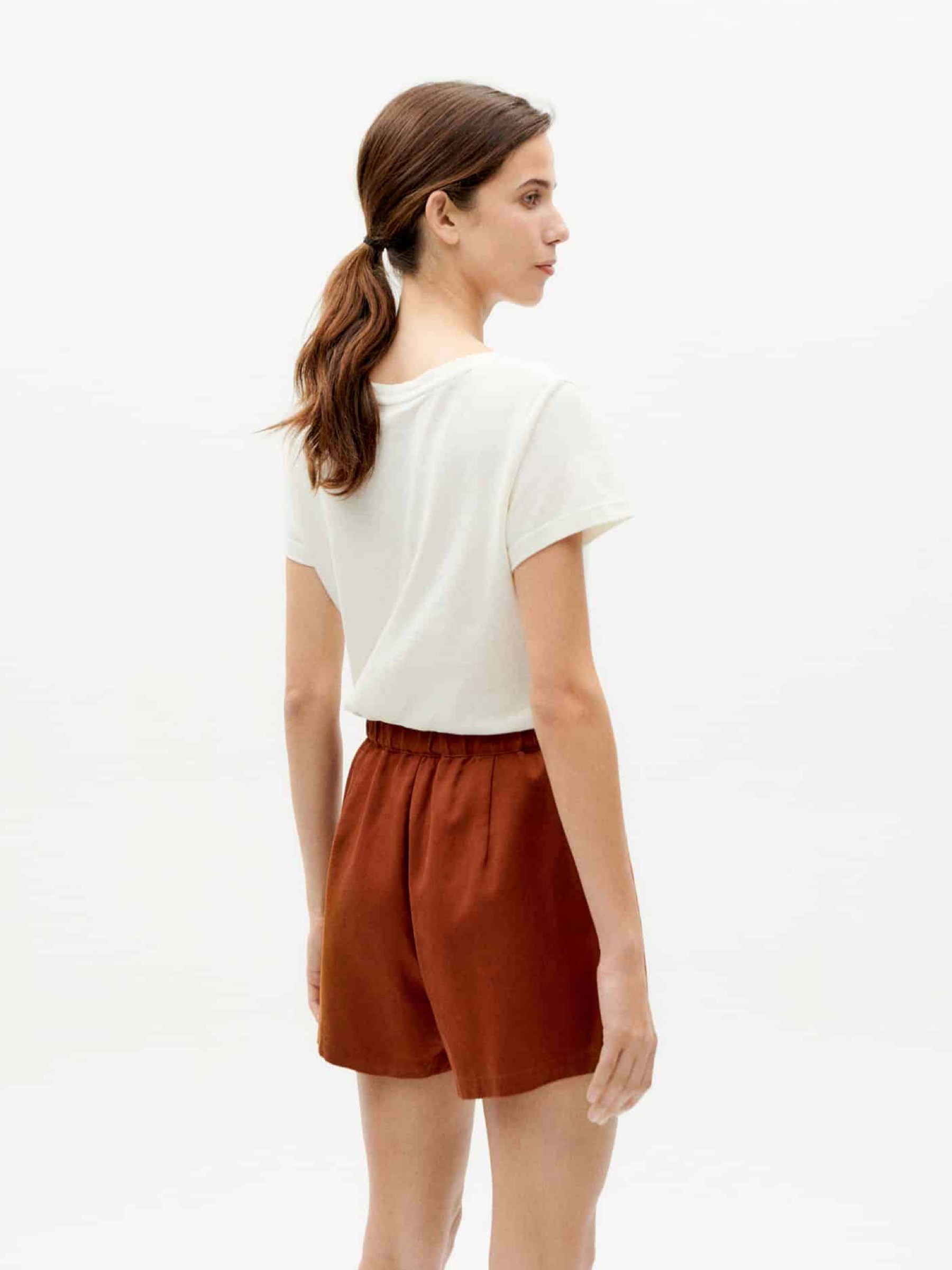 Hose Narciso Shorts toasted hemp Thinking Mu