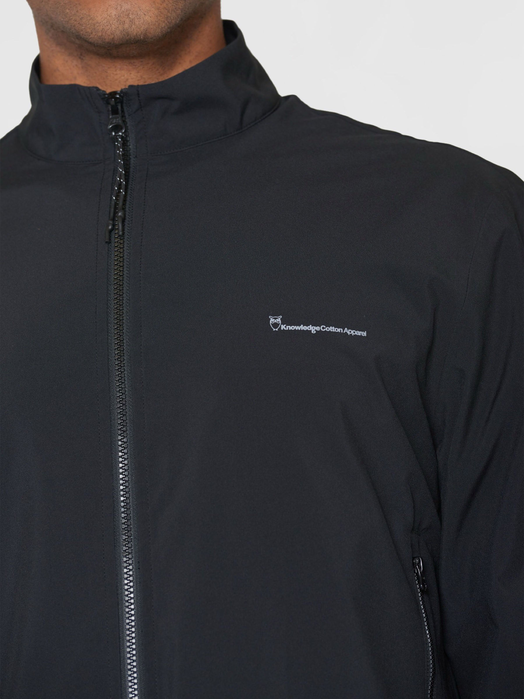Jacke Nordenvind Light Shell Bomber Jacket black jet Knowledge Cotton Apparel