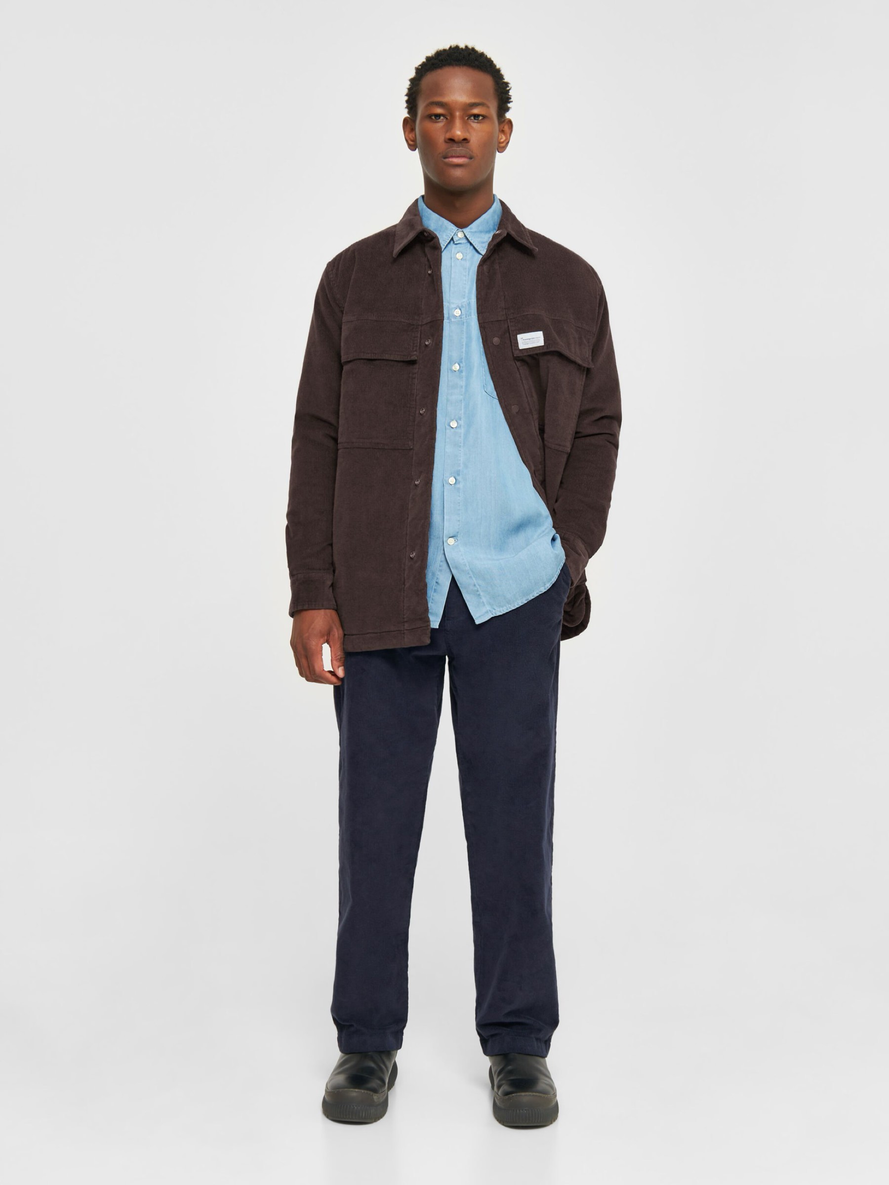 Hemd Corduroy Overshirt chocolate plum Knowledge Cotton Apparel