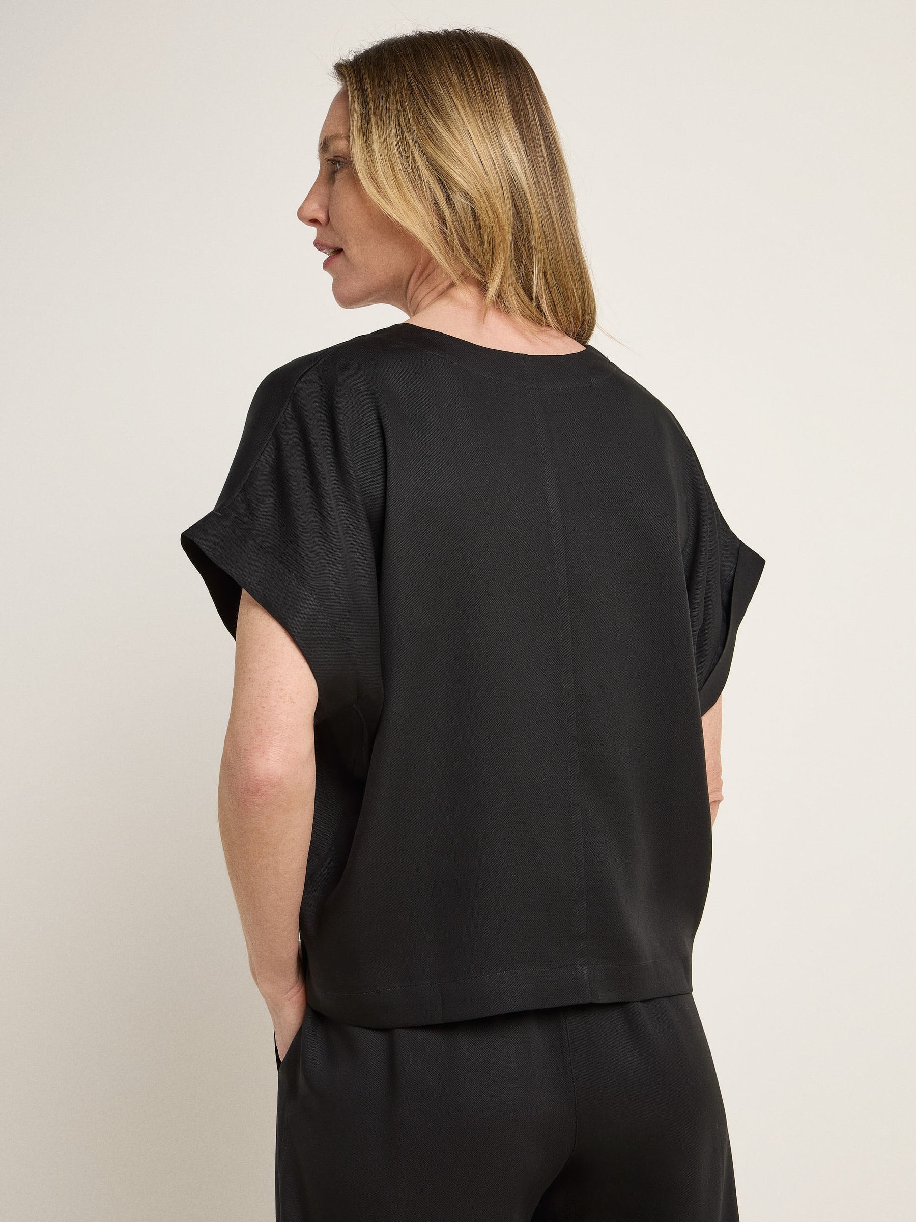 Bluse Blusenshirt aus TENCEL black Lanius