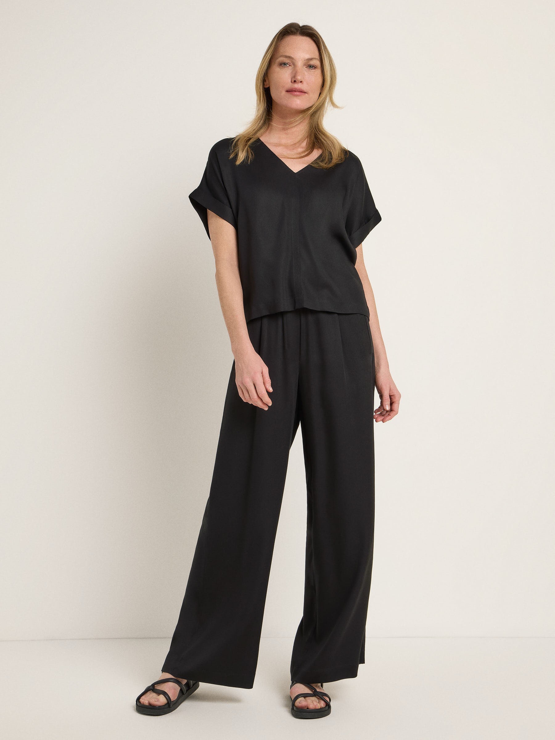 Bluse Blusenshirt aus TENCEL black Lanius