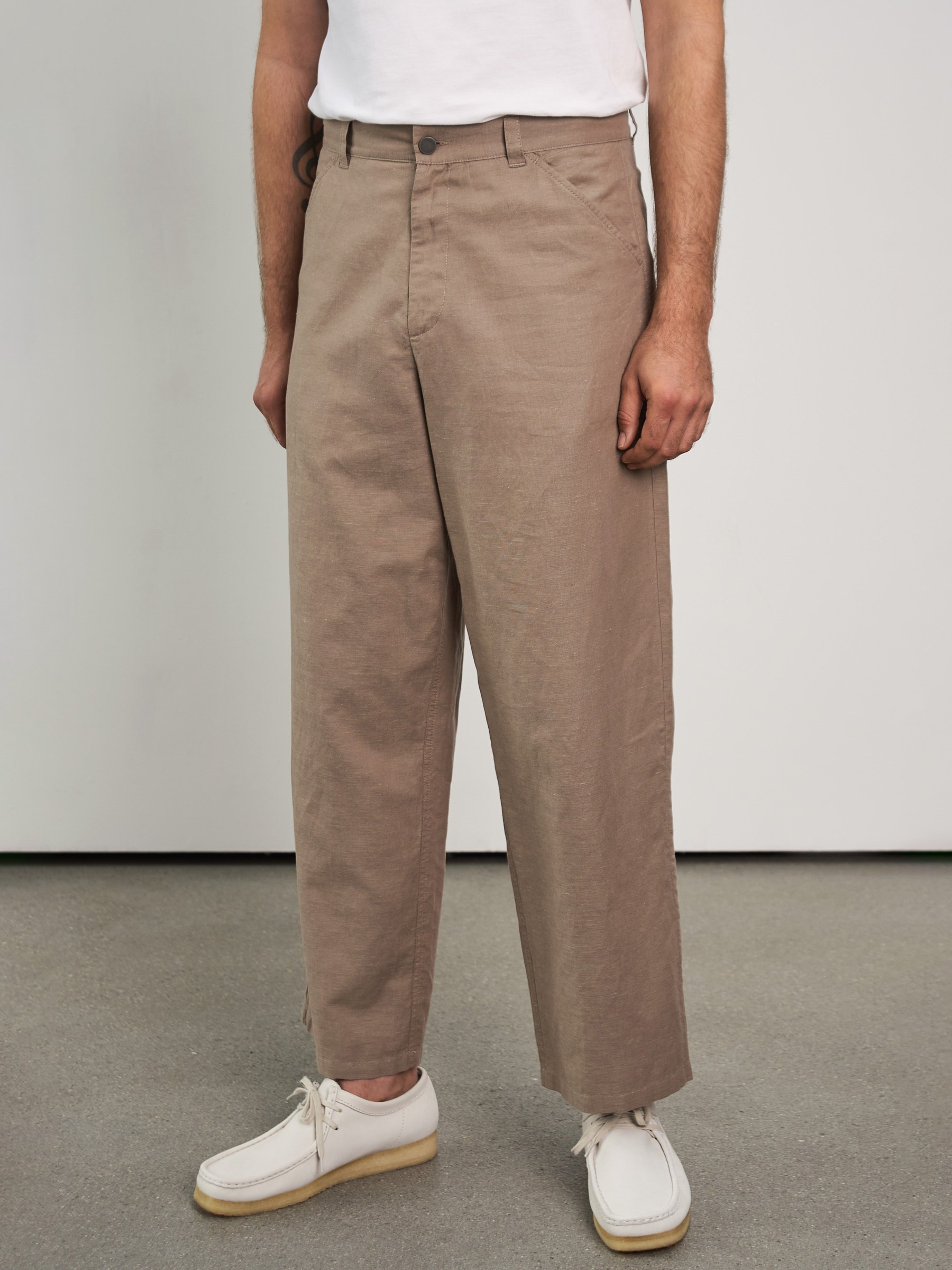 Hose Carlo linen walnut About Companions