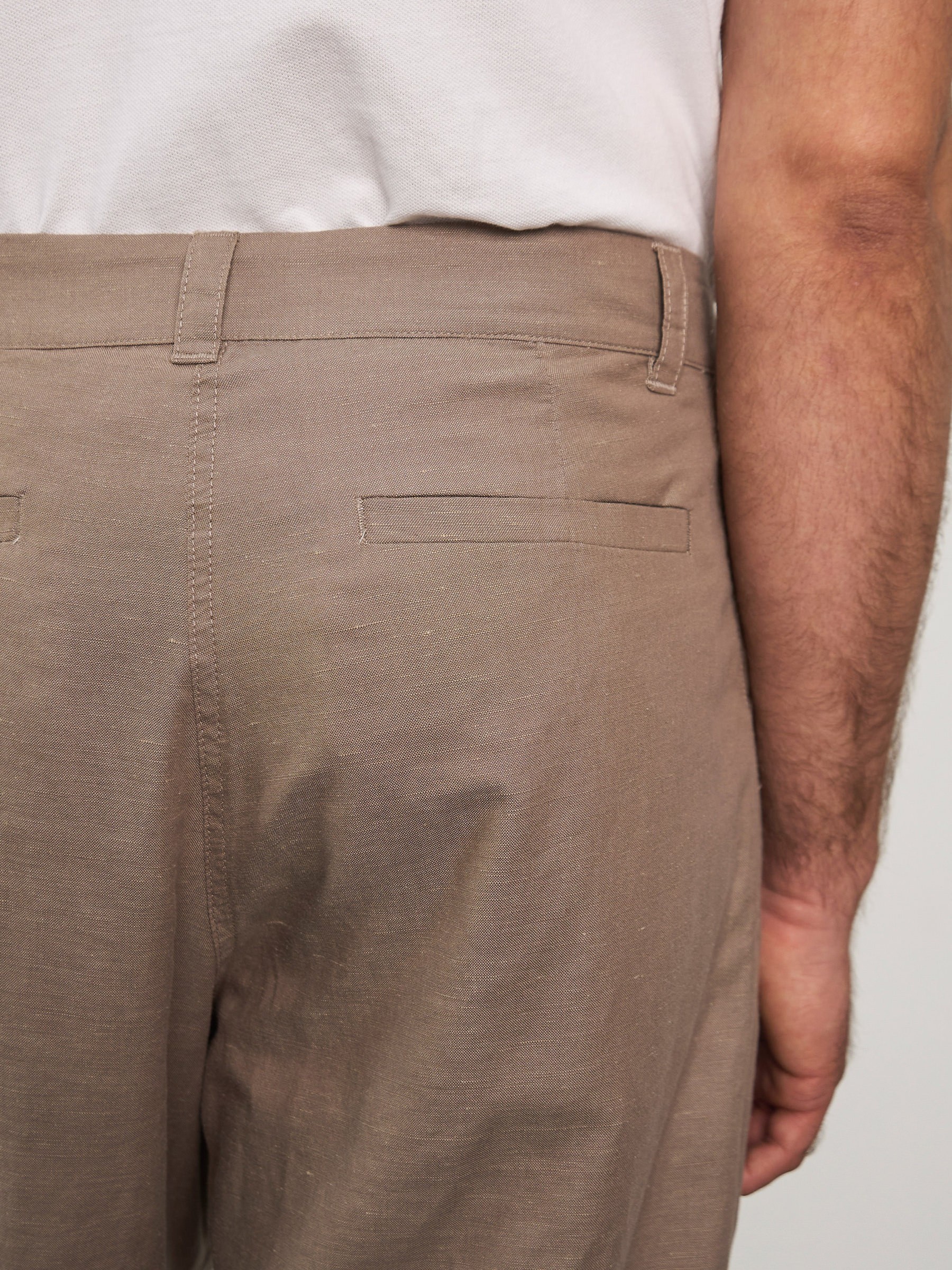 Hose Carlo linen walnut About Companions