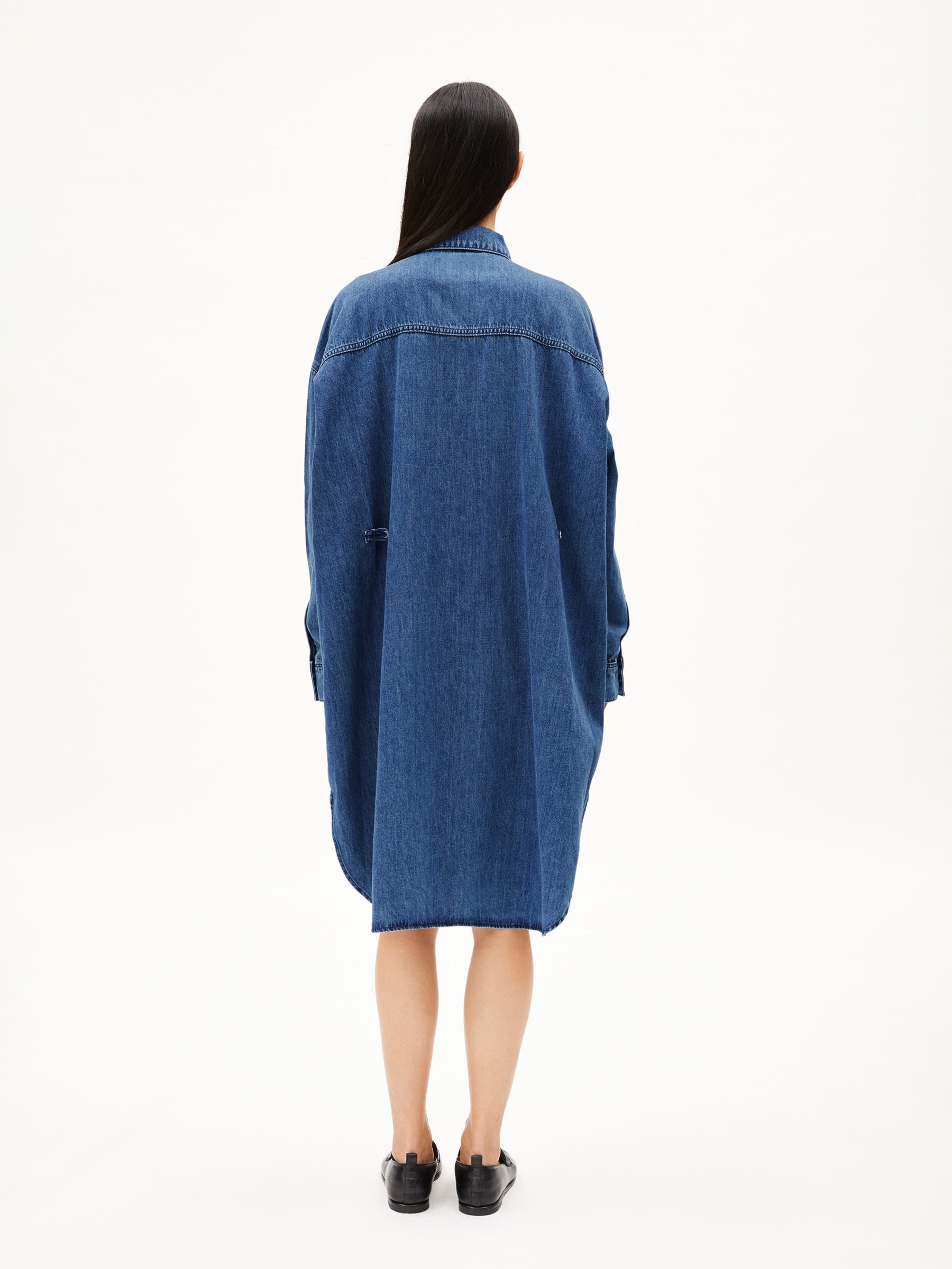 Jeanskleid Saaly airflow Armedangels
