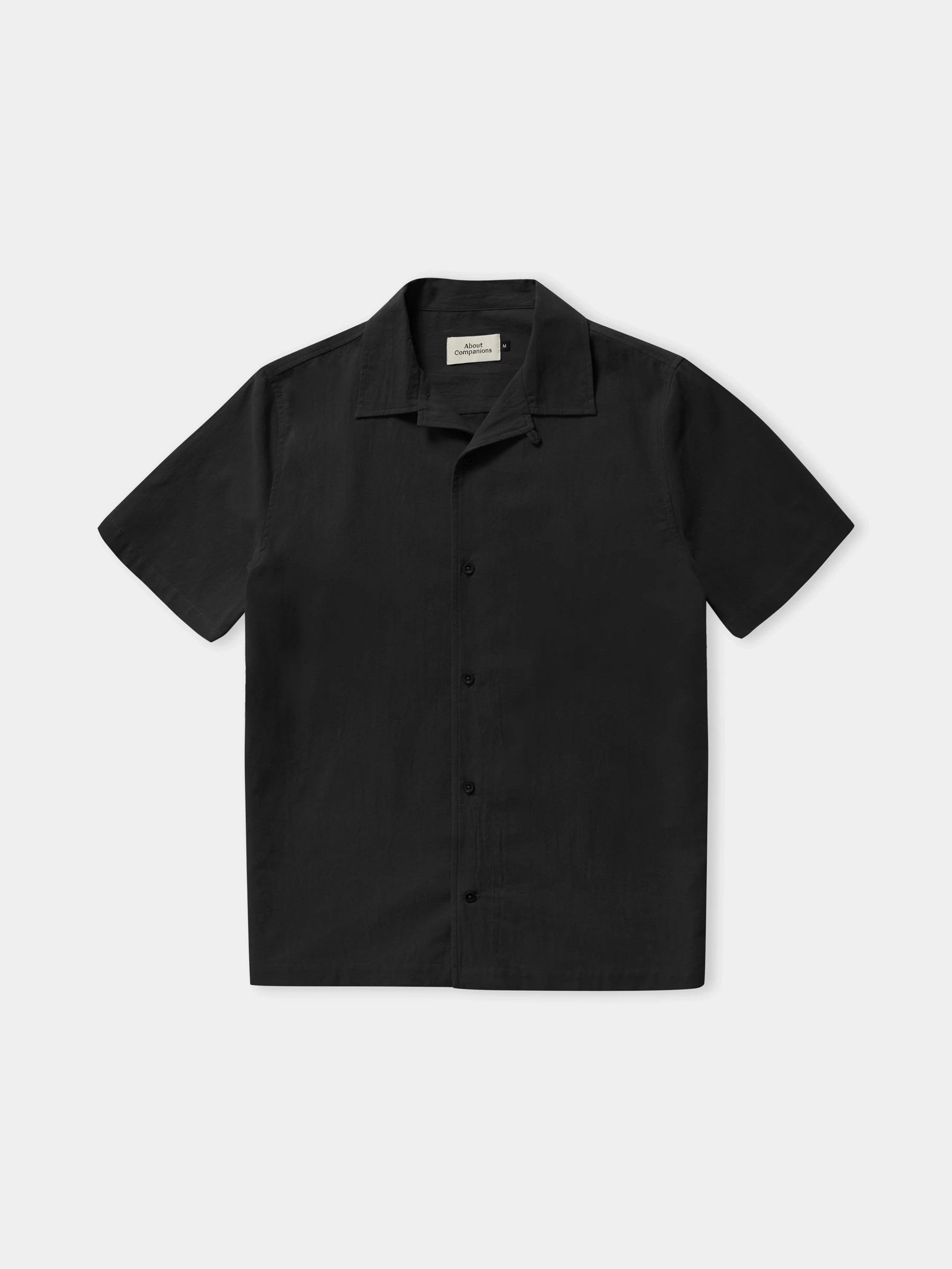 Hemd Kuno Shortsleeve eco crinkle black About Companions