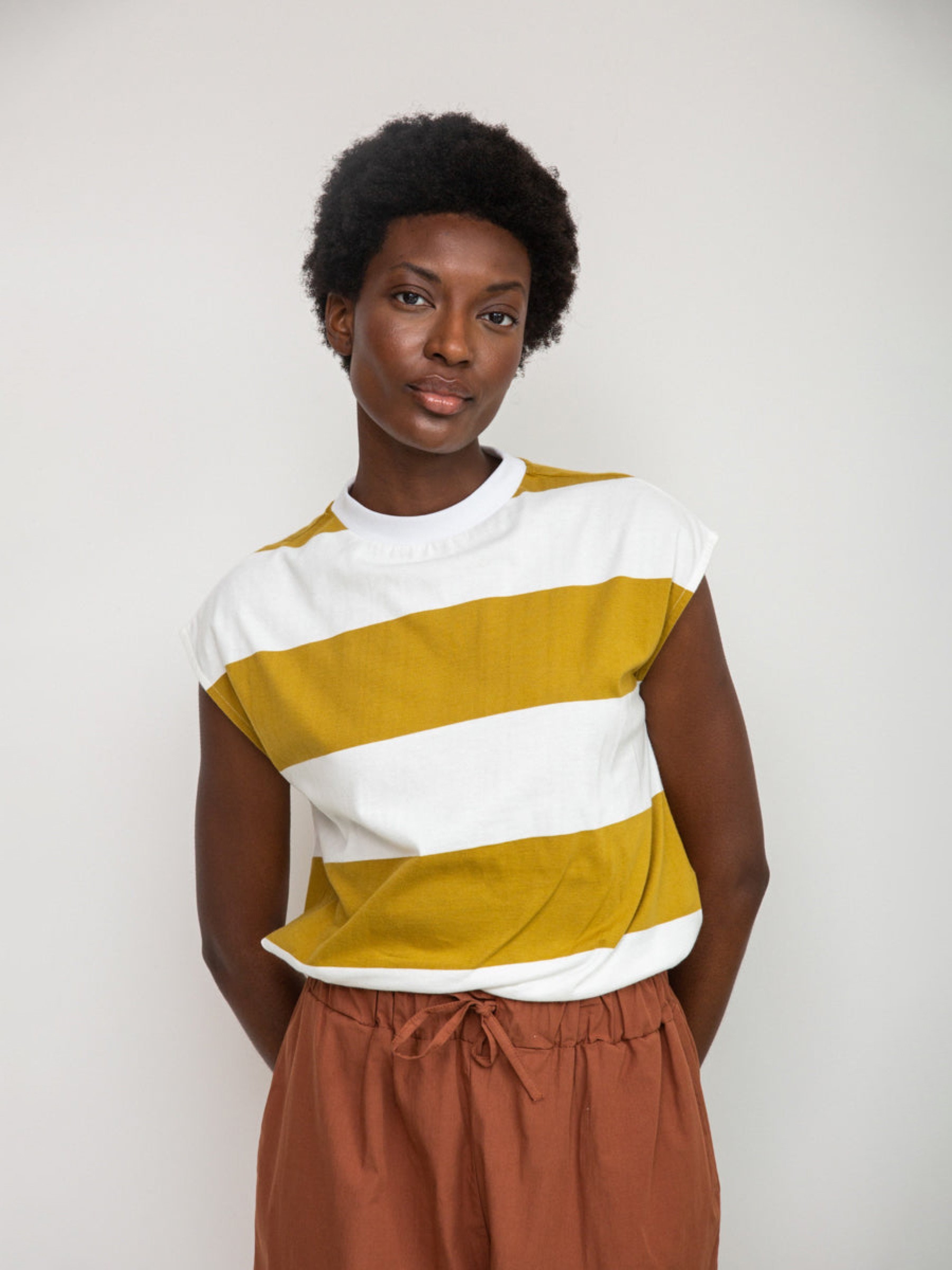 Top Aukai-Sue olive and white bold stripe Beaumont Organic