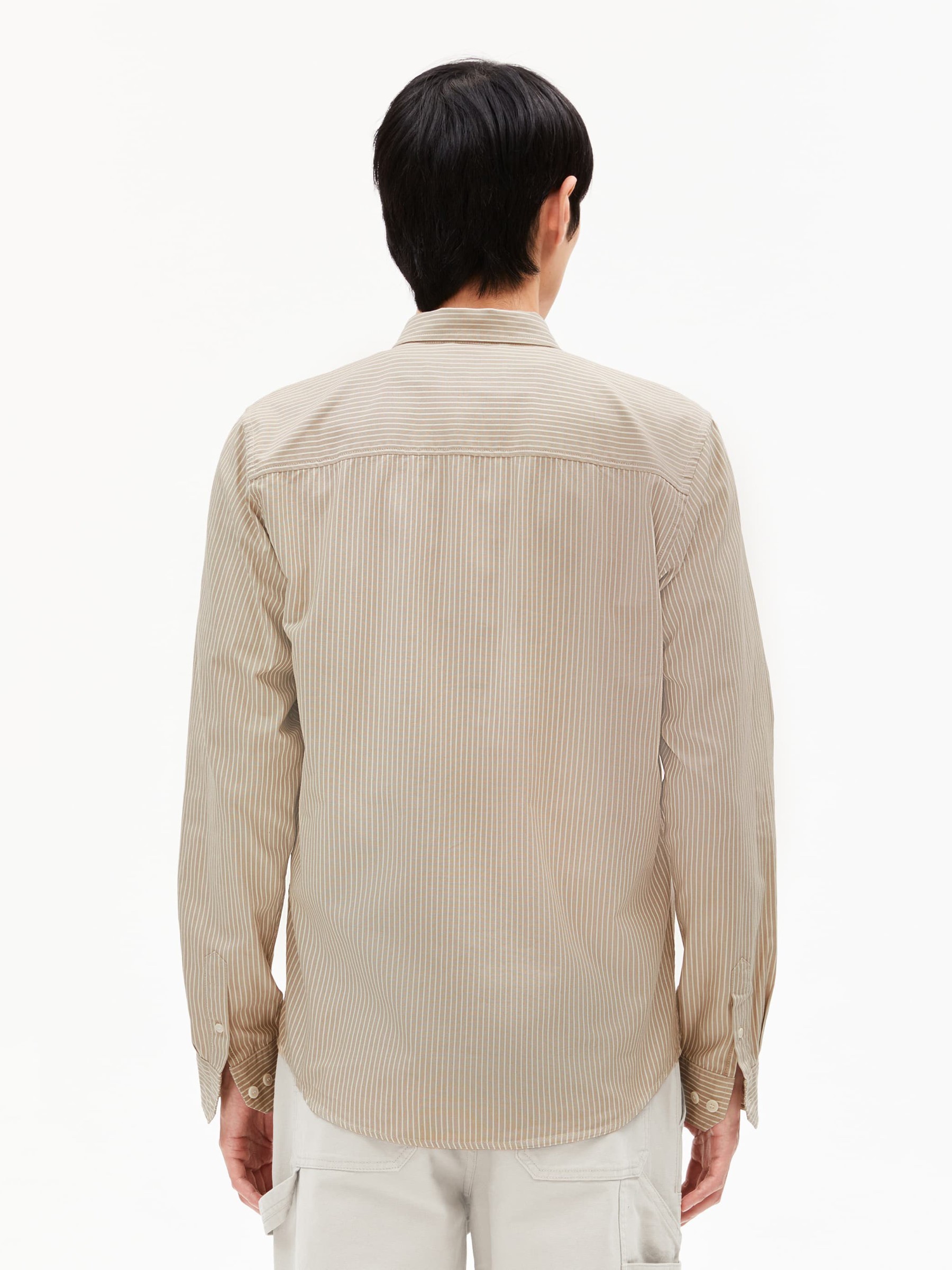 Hemd Quaasa light sage-oatmilk Armedangels
