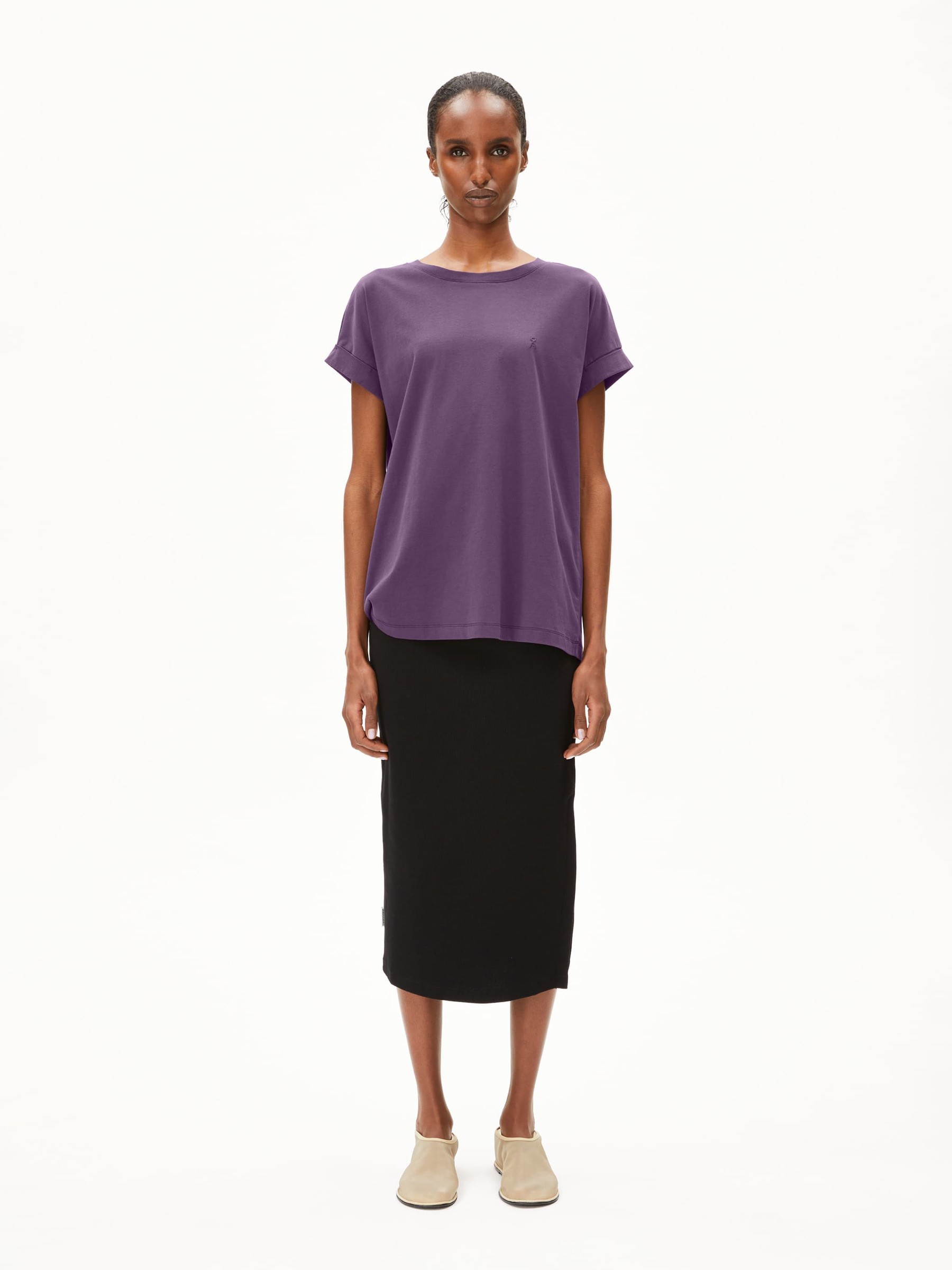 T-Shirt Idaara vivid violet Armedangels
