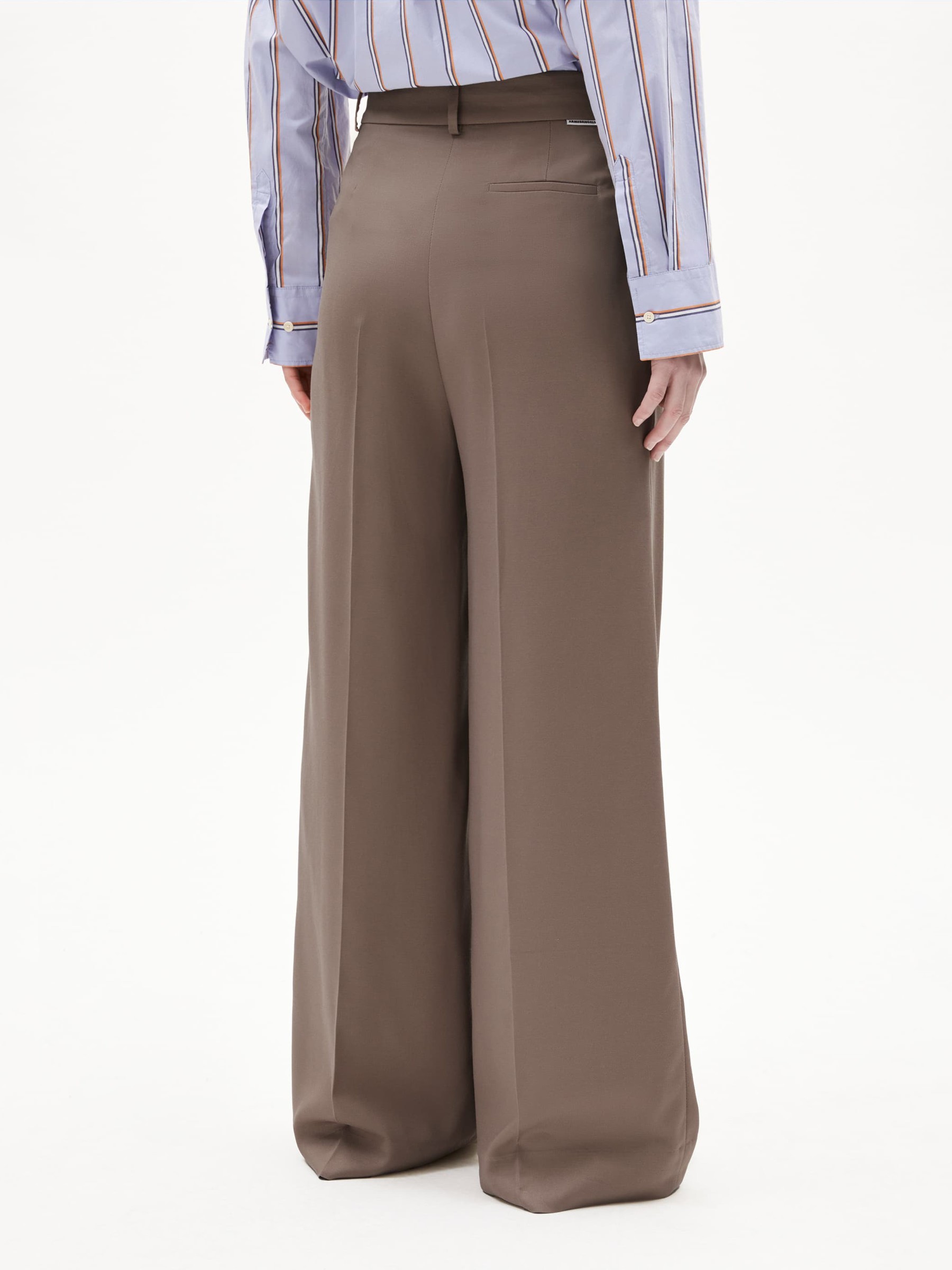 Hose Kaayua walnut cream Armedangels