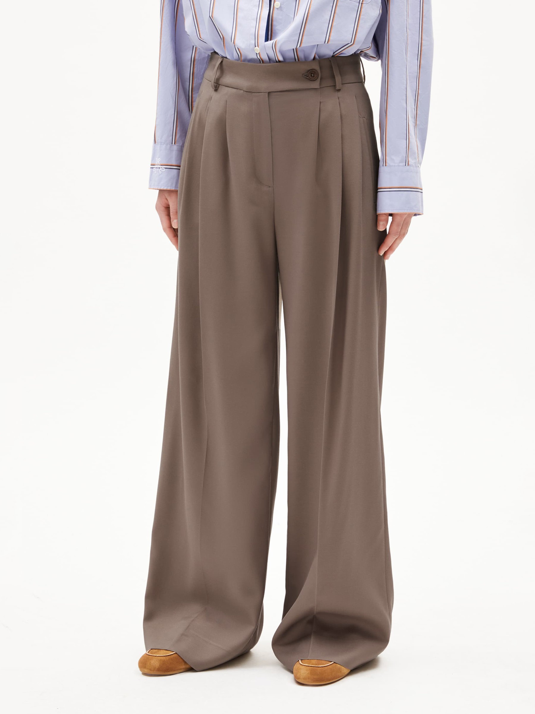 Hose Kaayua walnut cream Armedangels