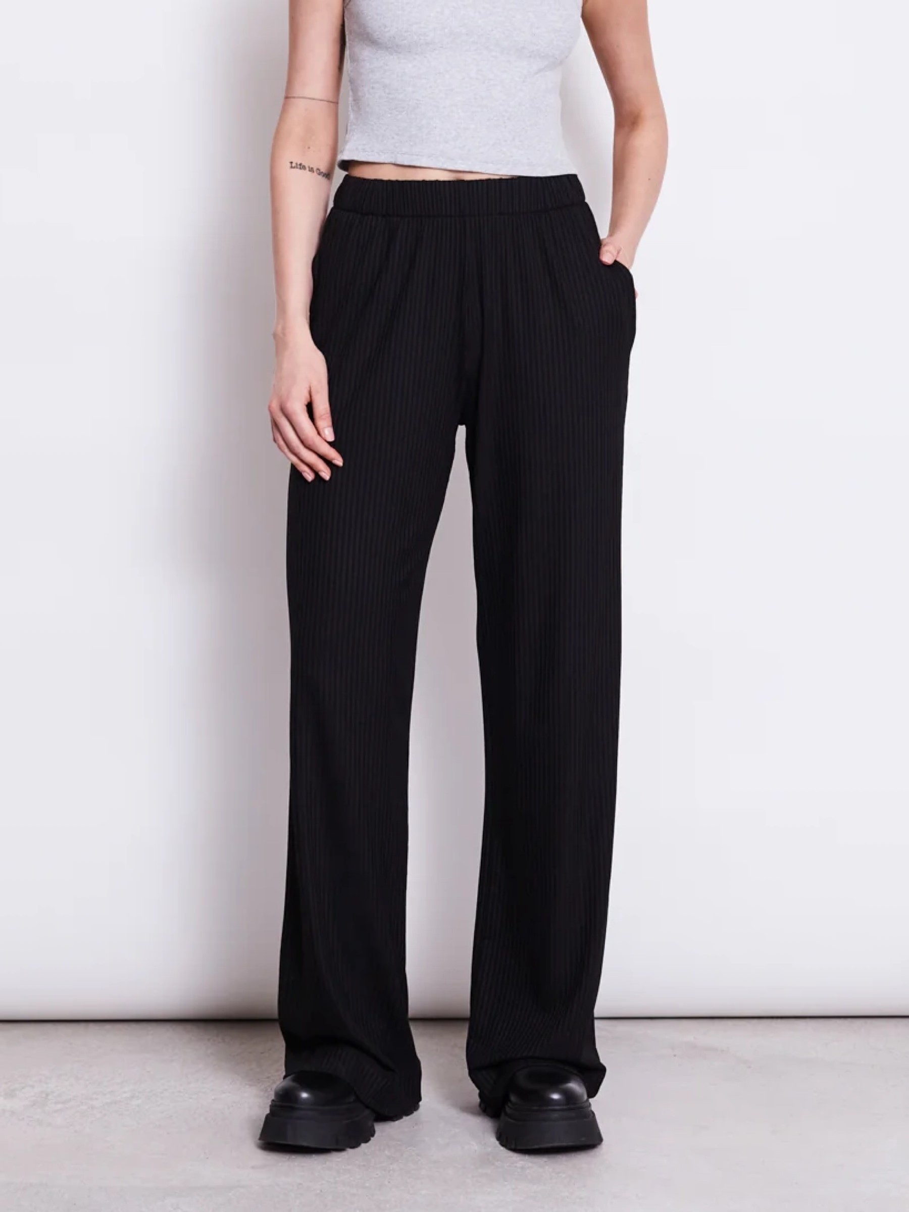 Hose Pants Smilla black Jan 'n June