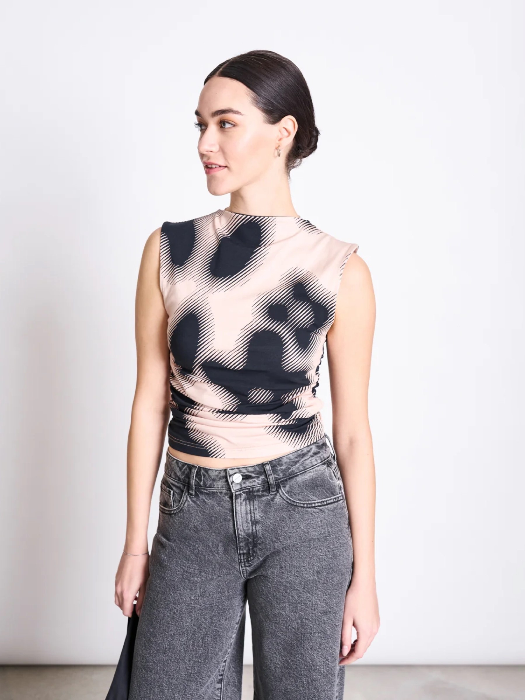Ruffle Top Rafo digital flower print Jan 'n June