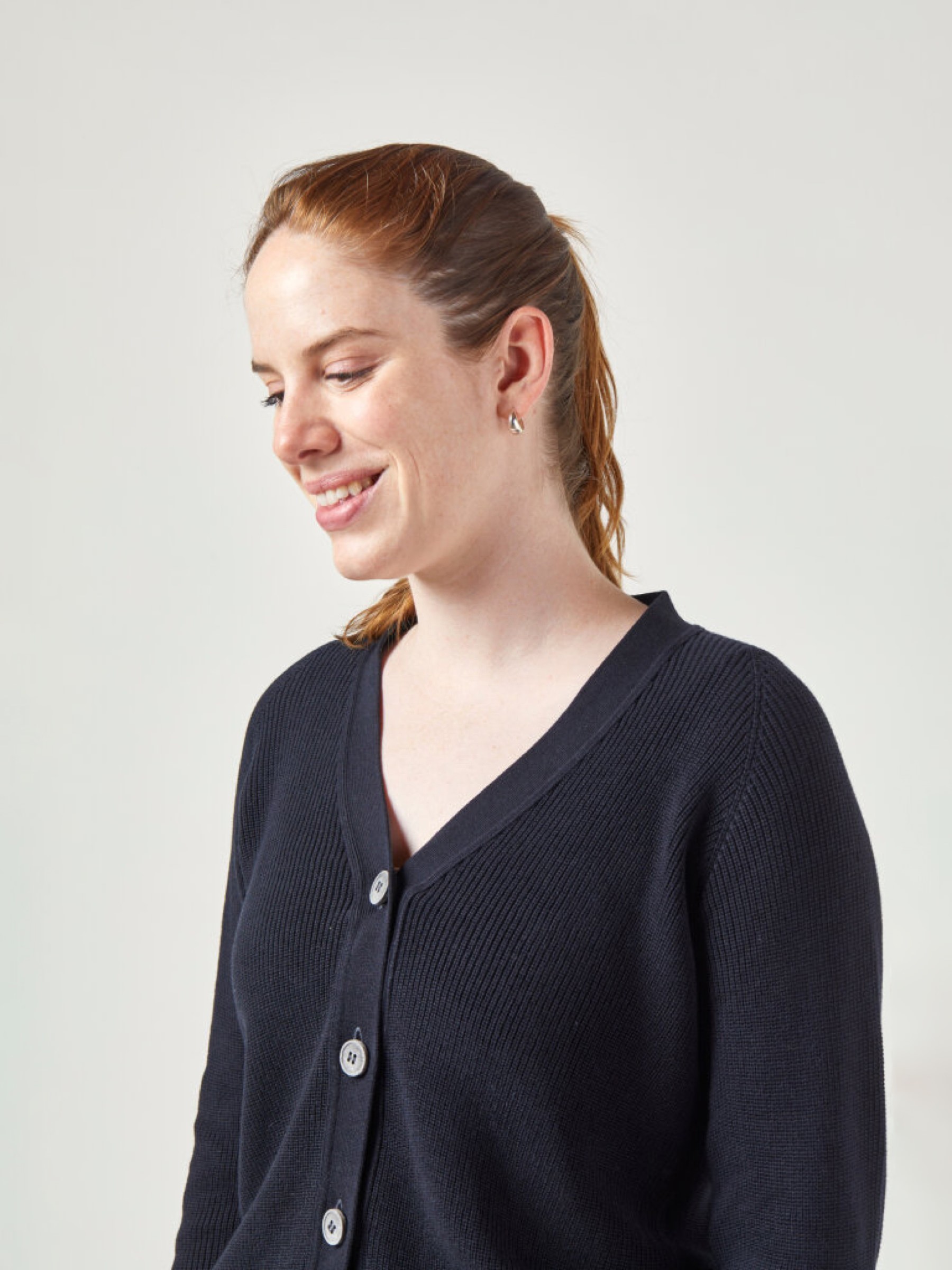 Strickjacke Ida Cardigan Swiss Edition black ZRCL