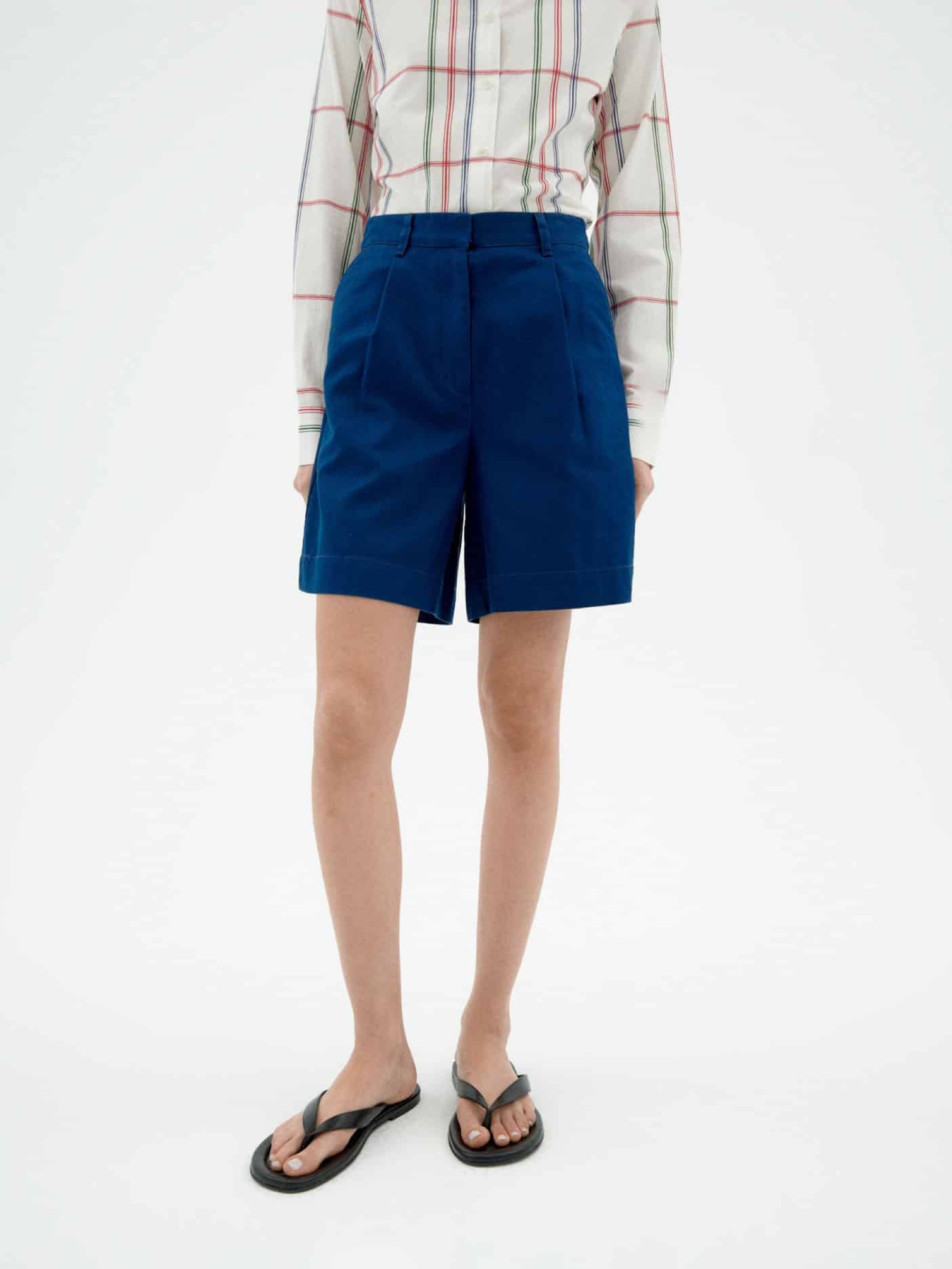 Hose Lia Shorts blue night hemp Thinking Mu