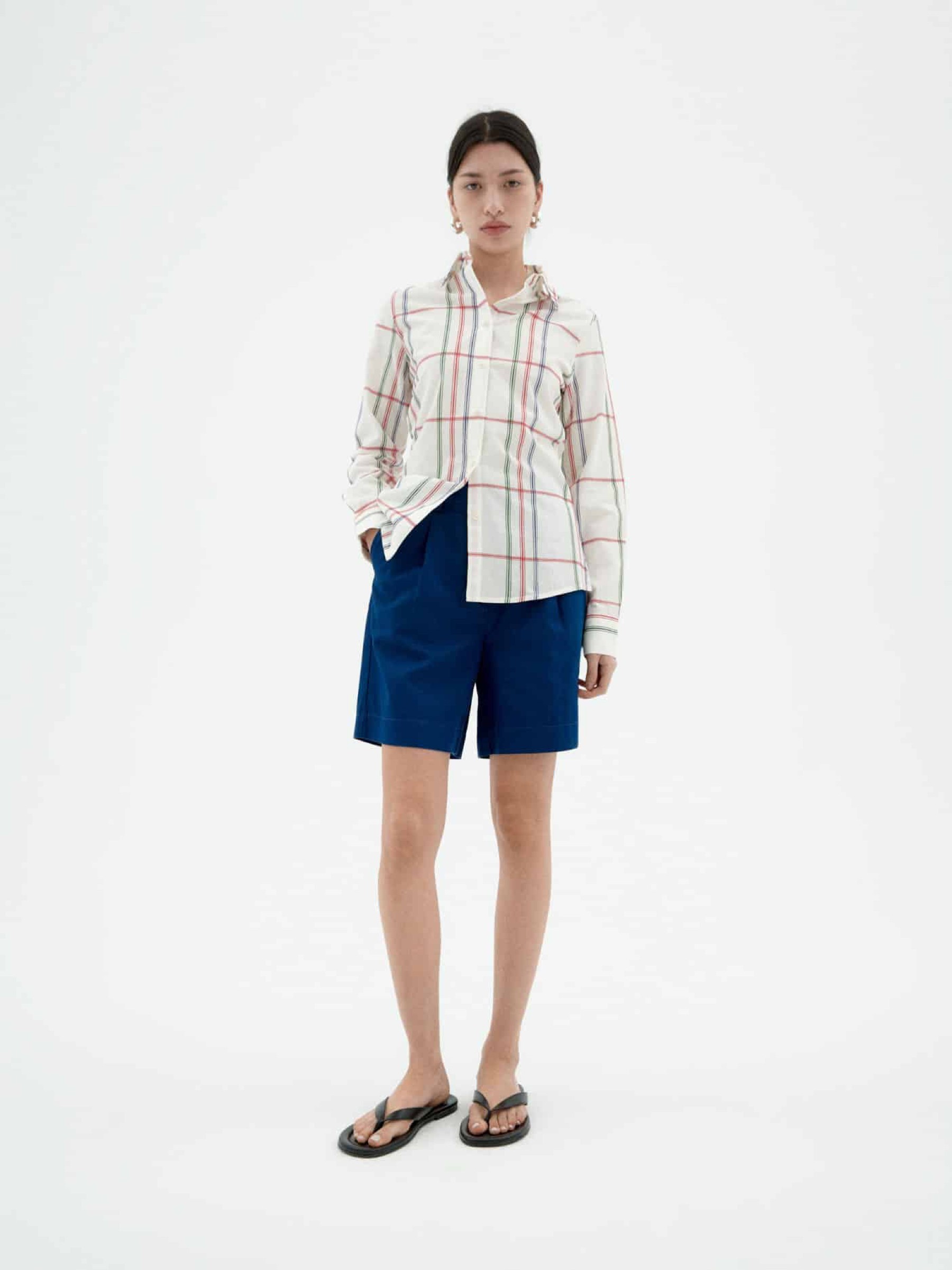 Hose Lia Shorts blue night hemp Thinking Mu
