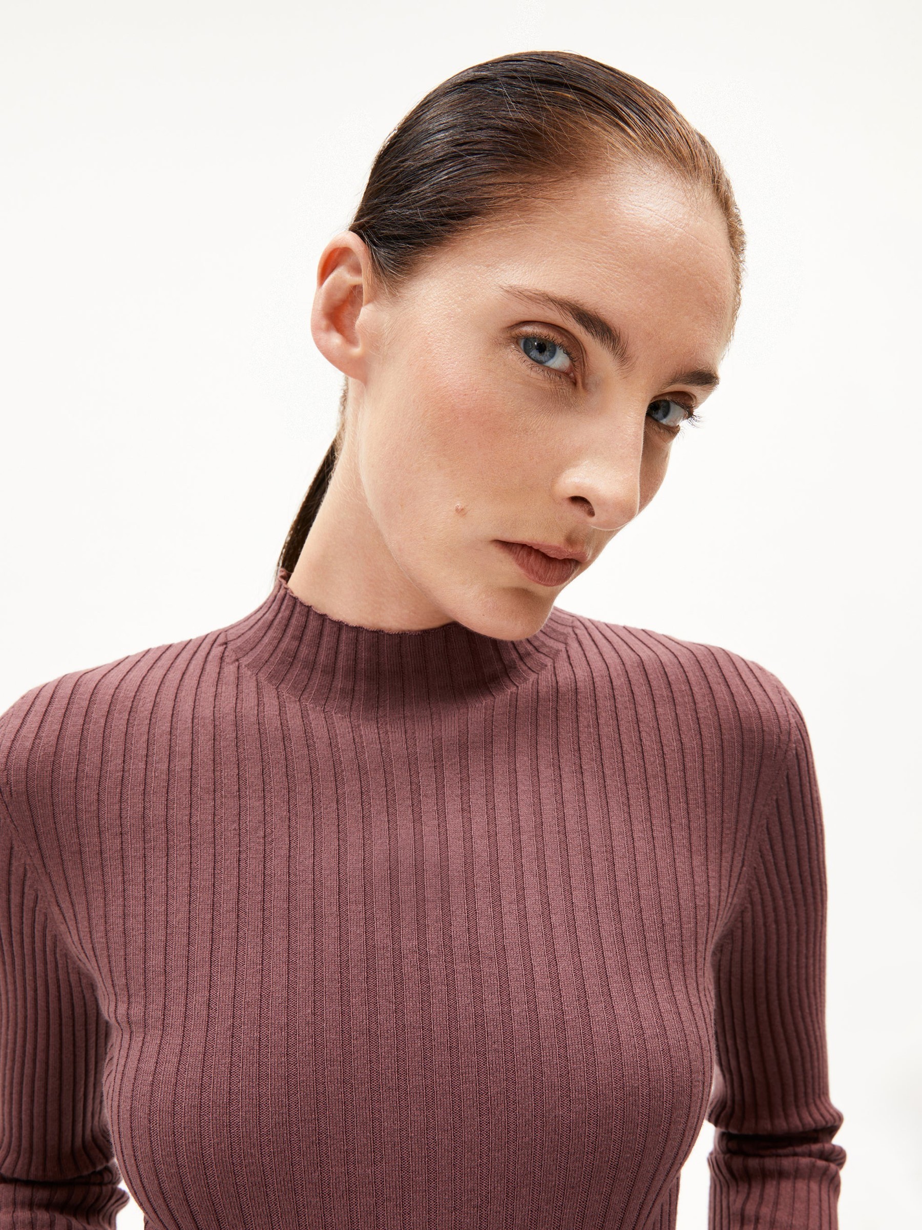 Longsleeve Alaania dark berry Armedangels